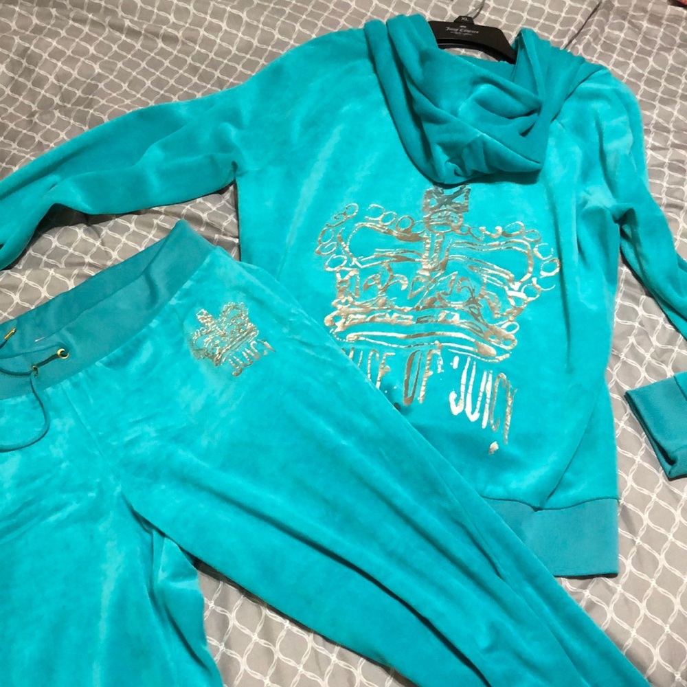 Juicy Coulter jogging suit.  size large